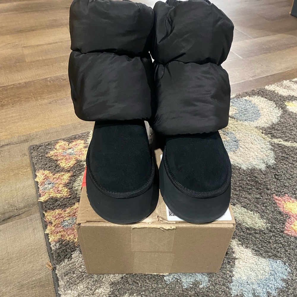 Ugg W Classic Mini Dipper Puffer Black Puffy Winter Boots